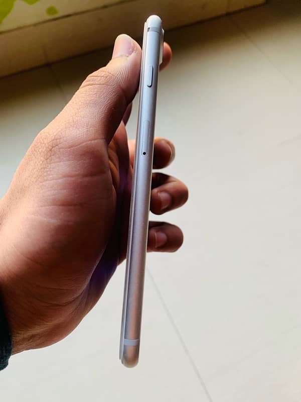 Iphone  7plus PTA Approved in good condition 4