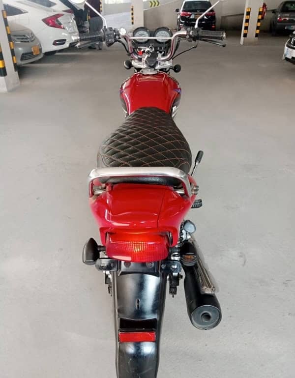 Honda 125 Delux 2015 model 3