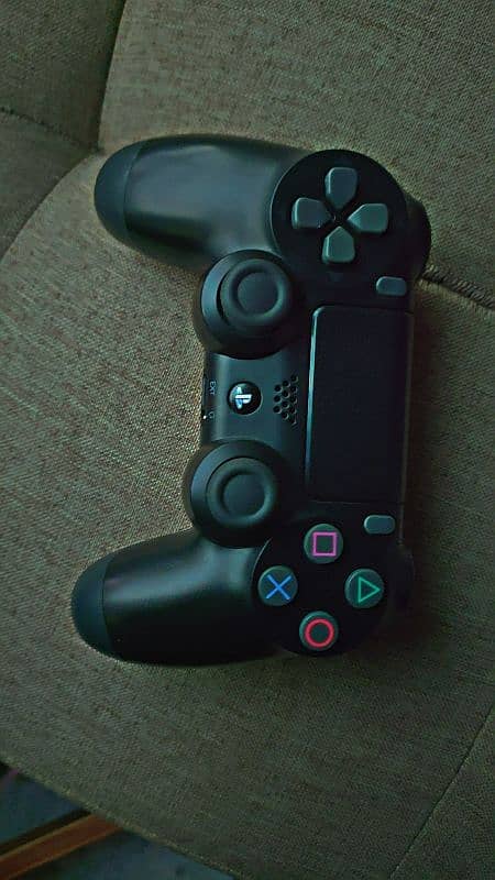 PLAY STATION 4 SLIM 500GB MINT CONDITION 13