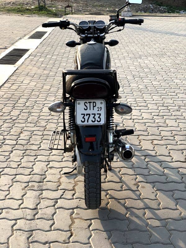 SUZUKI GS 150 2019 BLACK. 1