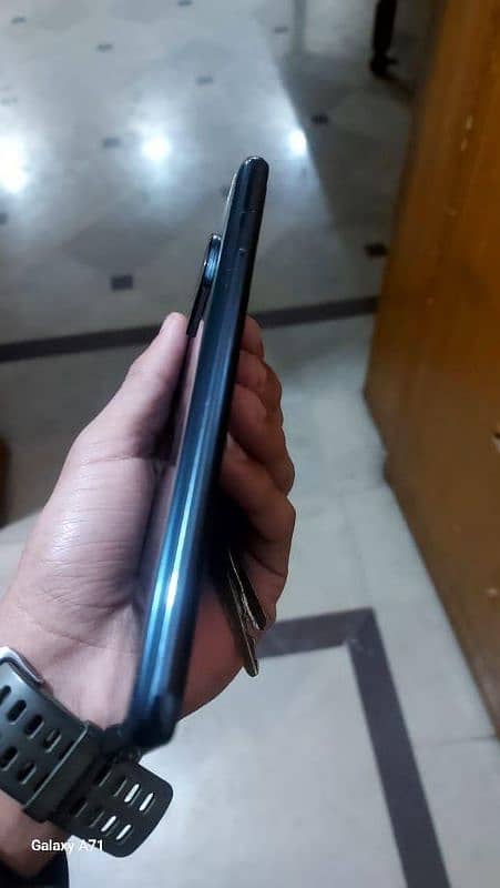 Poco x 3  10/10 condition 4