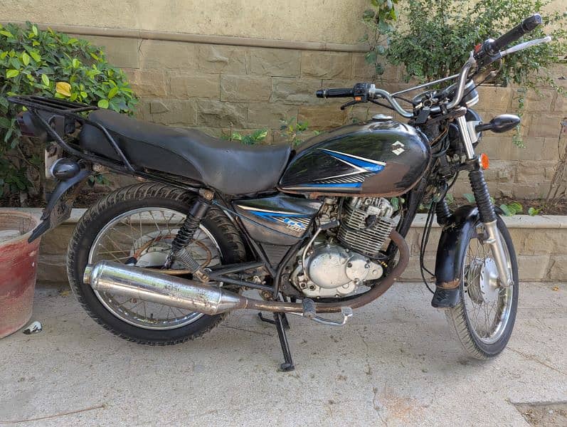 Suzuki GS 150 3