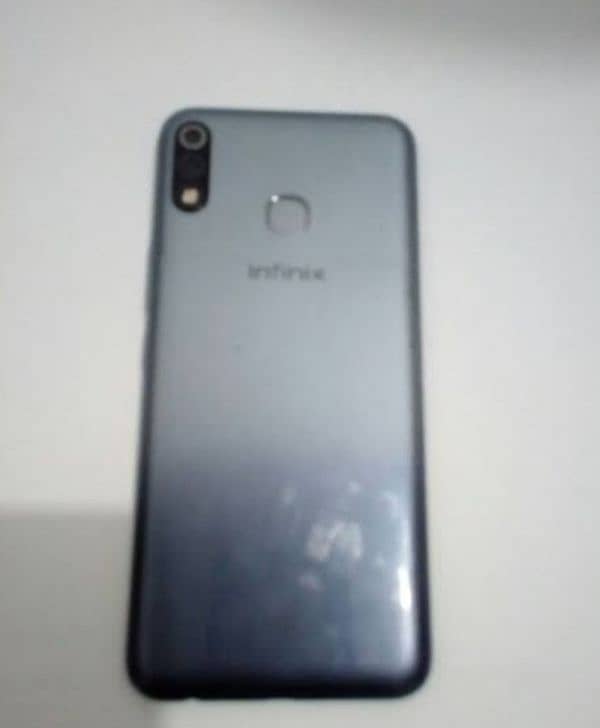 infinix hot 8 lite 2/32 with box no open no repair contact 03047922950 2