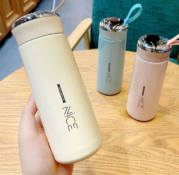 Stylish & Insulated Water Bottle – Leakproof & Travel-Friendly 2