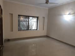 2 KANAL HOUSE AVAILABLE FOR RENT FOR OFFICE