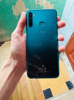 infinix s5 Lite 4:64 box and mobile