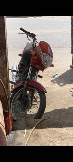 Assalamualikum i am selling My Honda Deluxe 2012 Karachi nmbr. . .