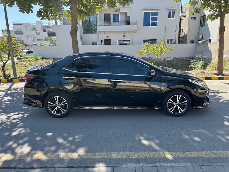 Toyota Corolla Altis 2018 7