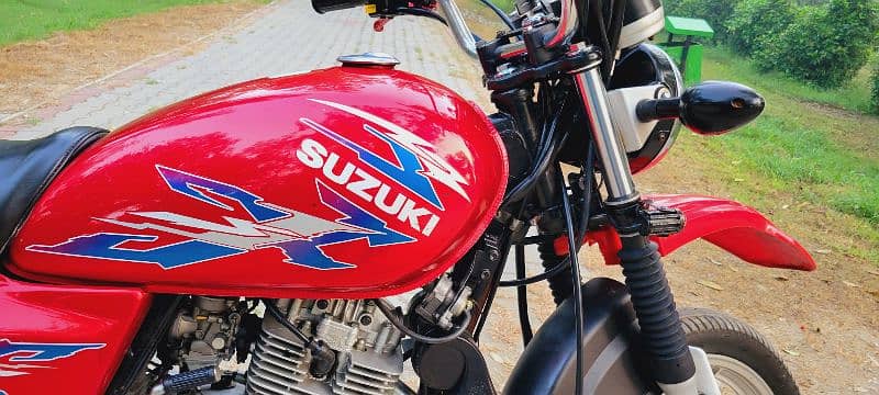 suzuki gs 150 100% ok 6