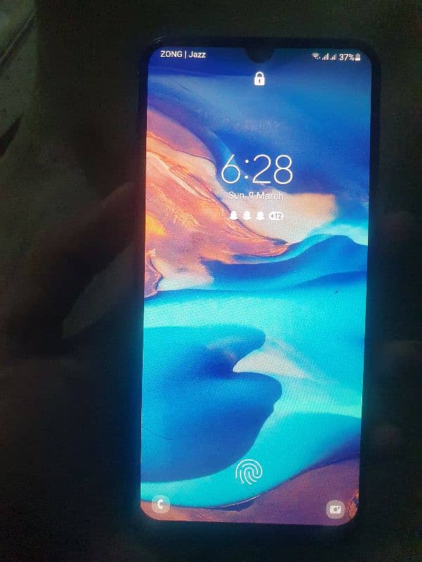 iam selling samsung a50 4/128 4