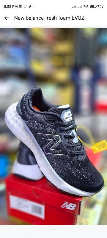 New balance evoz 1