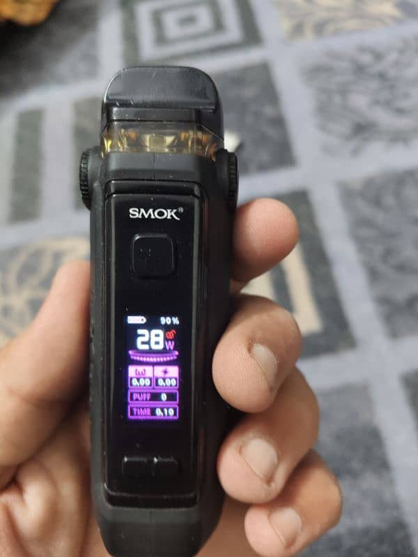 vape IPX 80 with flavor 0