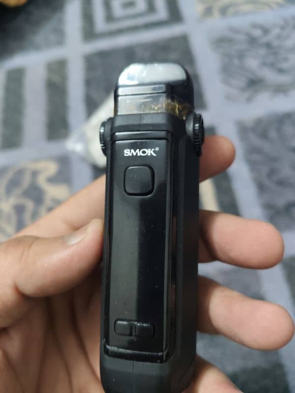 vape IPX 80 with flavor 1