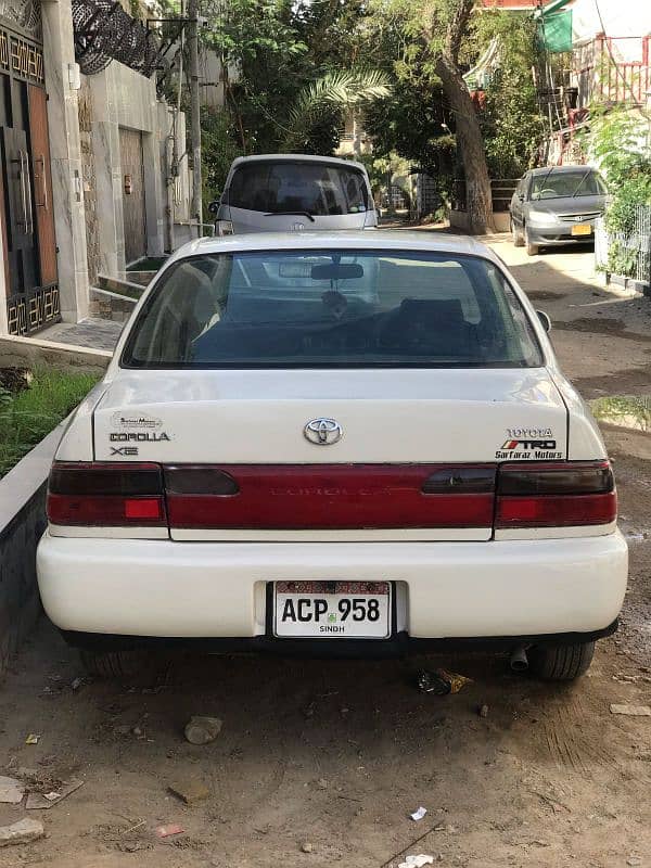 Toyota Corolla XE 1999 indus 5