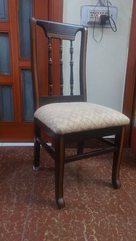 12 chairs large wooden and glass dinig tablle 10