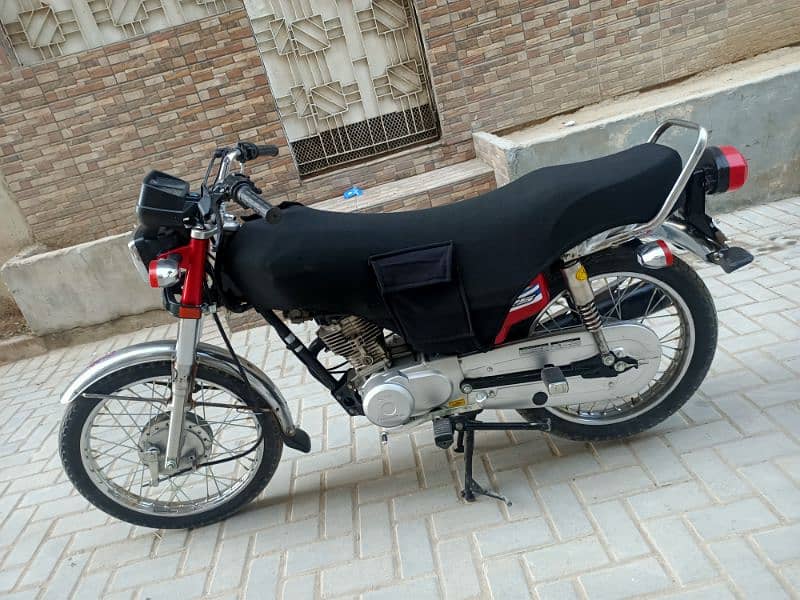 honda cg 125 2020 model mint condition 6