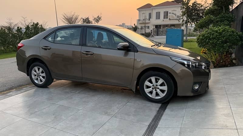 Toyota Corolla Altis 2017 8