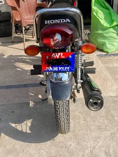 Honda 125 new condition ha koi ishu ni ha