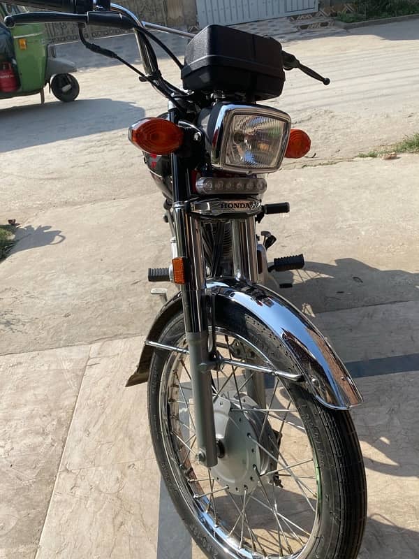 Honda 125 new condition ha koi ishu ni ha 1