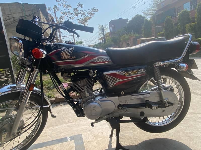 Honda 125 new condition ha koi ishu ni ha 3