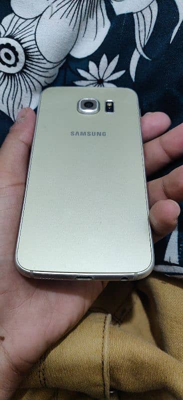 Samsung s6. mint condition 1