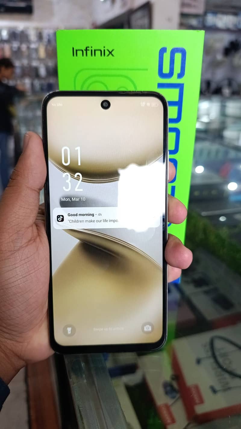 Infinix smart 9 hd 4/64 4