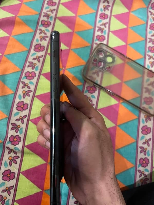 iPhone 11 Pro Max non PTA 64gb 1