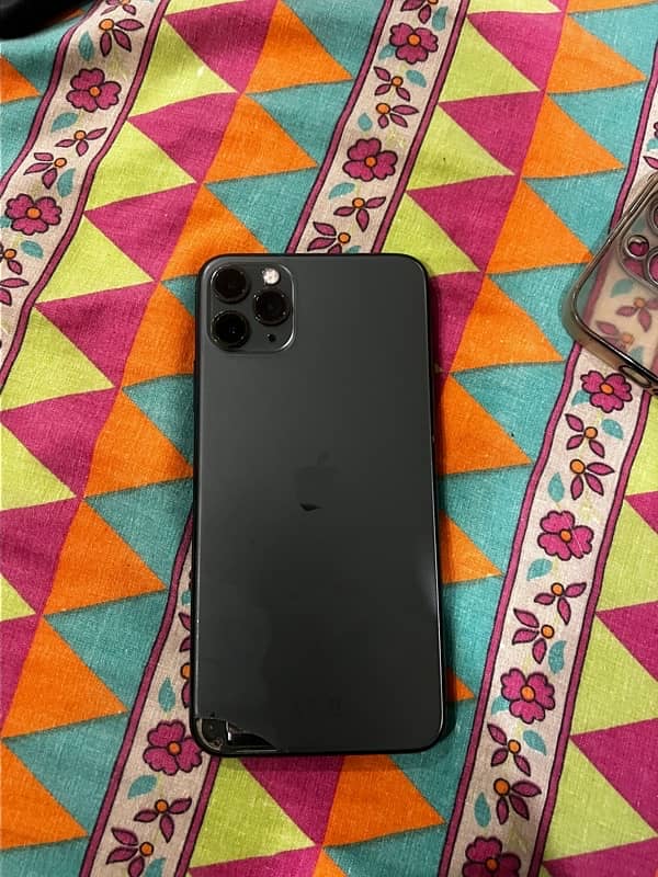 iPhone 11 Pro Max non PTA 64gb 4