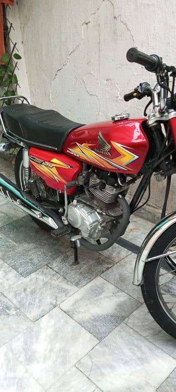 Total genuine 10/10 lush condition Honda CG 125 3