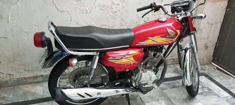 Total genuine 10/10 lush condition Honda CG 125 5