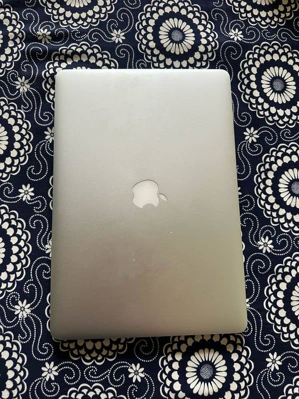 MacBook pro 2015 12