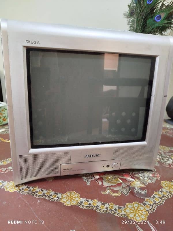 TV Sony BZ 14 with dish+ receiver excellent condition 0