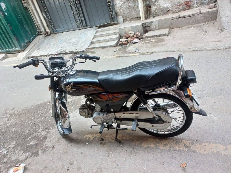 Total geniun bike urgent sale 1