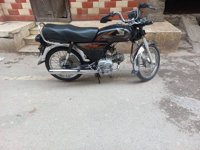 Total geniun bike urgent sale 2