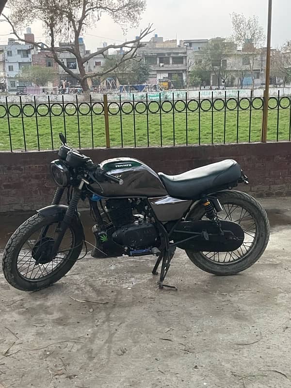 SUZUKI GS 150 4