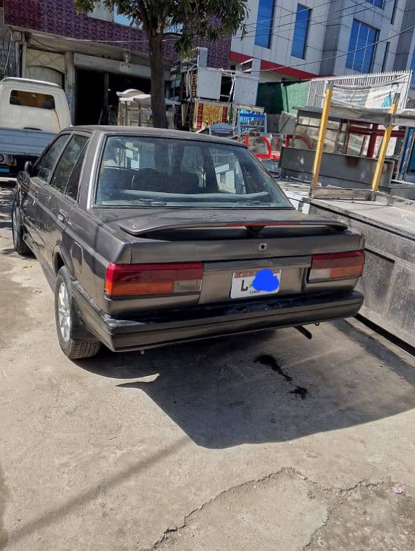 Nissan Sunny 1988 1