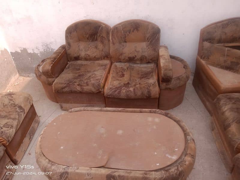 Sofa Set Without Poshish. . . 1