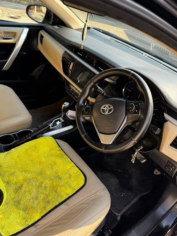 Toyota Altis Grande 2017 13