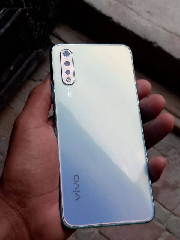 vivo s1 original with box charger 3