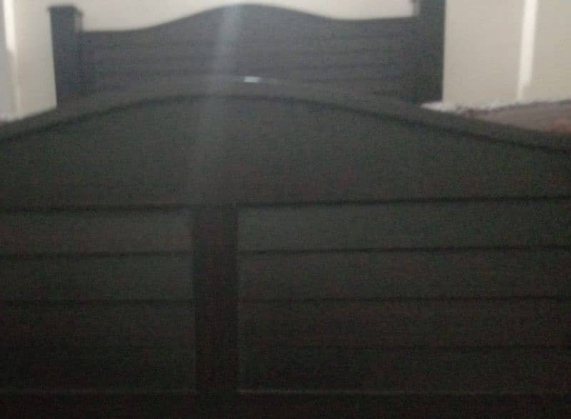 king bed 6 ft 6.30 ft wooden with mattress for sale 1