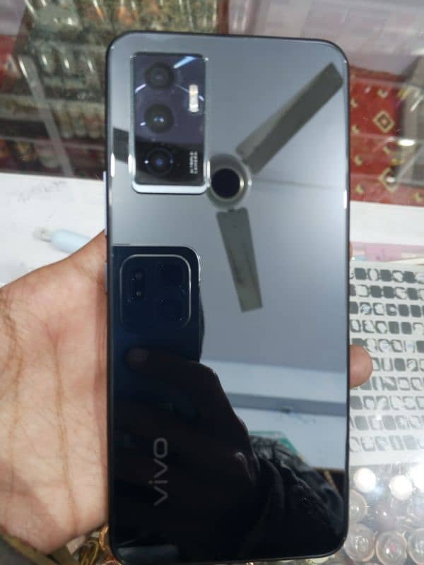 i want to sell my ViVo V23e 8+4/128 3