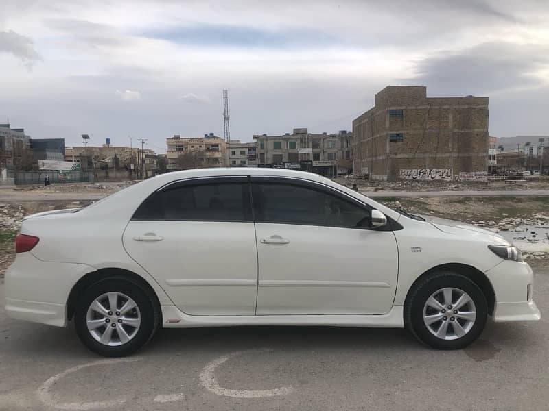 Toyota Corolla Altis 2013 2