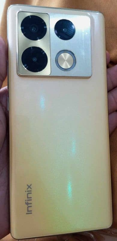infinix note 40pro fresh condition 10/10 1 month use ha complete box 2