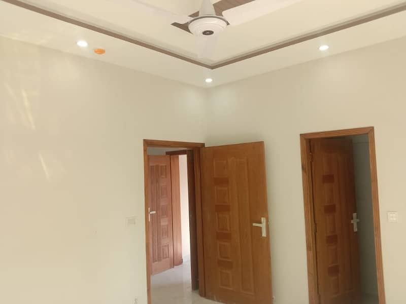 4 kinal upper portion for rent 8