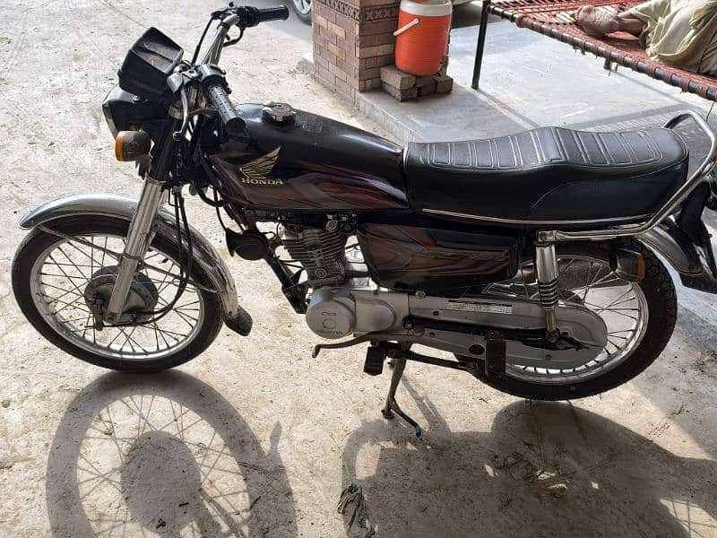 125 Honda |CG Black 1