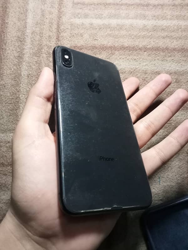 iphone xs max 2