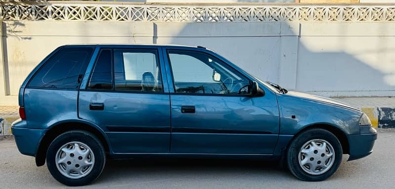 SUZUKI  CULTUS 2010 VXRI 11