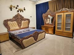 Double bed/chiniot king size bed/dressing table/bed set/wooden bed/be