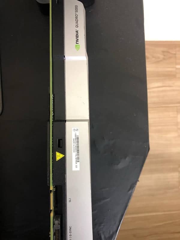 NVIDIA Quadro 5000 2.5 gb 1