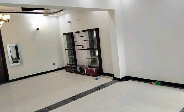 5 Marla House For Rent In Bahria Town - Sector C Lahore 4